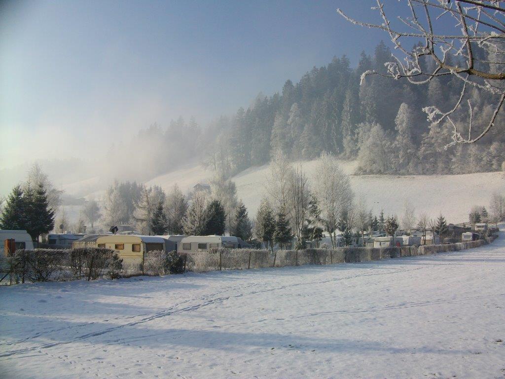 Wiesenhof Fügen Exteriör bild